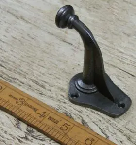 Flat top end LARDER Hook with Fin Support Antique Iron 80mm