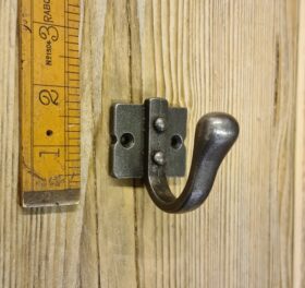 Coat Hook Riveted to Base Antique Iron 55mm Alt 01.336V.AI.60