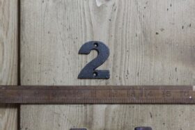 Cast Iron NUMBER 2 Cast Antique Iron H50mm