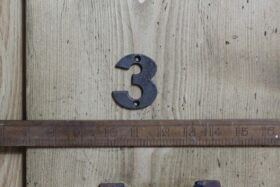 Cast Iron NUMBER 3 Cast Antique Iron H50mm